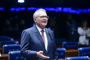 RENAN DIZ QUE ‘5 CENÁRIOS’ PARA PL DO IR VISAM IMPEDIR QUE TEXTO RETORNE À CÂMARA