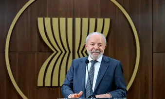 RECURSOS OBTIDOS COM PETRÓLEO SERÃO USADOS NA TRANSIÇÃO ENERGÉTICA