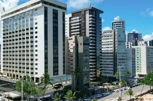 HOTEL GRAND MERCURE RECIFE BOA VIAGEM ENCERRA ATIVIDADES E LEILOA TODA A MOBÍLIA COM DESCONTOS DE ATÉ 98%