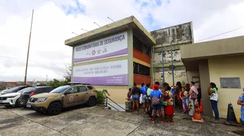 CARAVANA DA SAÚDE DA POLÍCIA MILITAR LEVA SERVIÇOS DE SAÚDE E LAZER À COMUNIDADE DO NORDESTE/VALE DAS PEDRINHAS