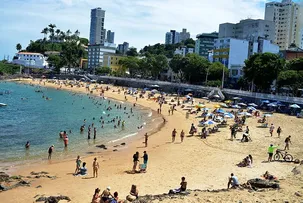 GOVERNADOR ANTECIPA SALÁRIOS E PROLONGA DESCANSO NO FERIADO DO SERVIDOR PÚBLICO