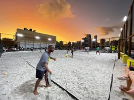 SALVADOR VIVE BOOM DE FUTEVÔLEI E BEACH TENNIS IMPULSIONADO POR ARENAS E APOIO DA PREFEITURA
