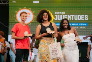JOVENS POETAS DE ESCOLAS PÚBLICAS VENCEM CONCURSO VERSOS DE IDENTIDADE