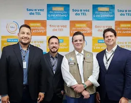 MINISTRO DA PREVIDÊNCIA SOCIAL VISITA CENTRAL 135 DO INSS EM SALVADOR, OPERADA PELA TEL