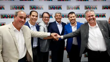QUEIMADAS RECEBE EQUIPAMENTOS E VEÍCULOS PARA SAÚDE DURANTE REUNIÃO DE APRESENTAÇÃO DE PROJETOS ENTRE ESTADO E MUNICÍPIO
