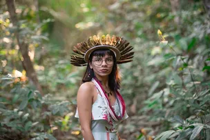 TXAI SURUÍ ABRE 'CONFERÊNCIA INTERNACIONAL AMAZÔNIA E NOVAS ECONOMIAS' EM SALVADOR