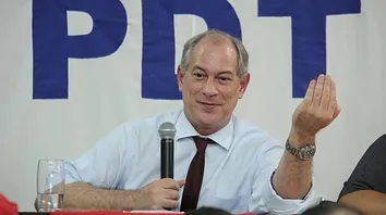 CIRO GOMES DEIXA O PDT E AVALIA INGRESSO NO PSDB OU UNIÃO BRASIL