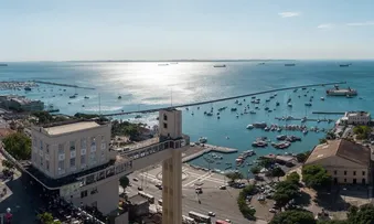 OPOSIÇÃO E MOVIMENTOS SOCIOAMBIENTAIS PROTESTAM CONTRA MUDANÇAS URBANÍSTICAS EM SALVADOR