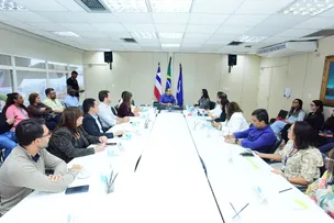 BRUNO REIS RECEBE COMITÊ DA CRUZ VERMELHA PARA DISCUTIR O PROGRAMA “ACESSO MAIS SEGURO” EM SALVADOR