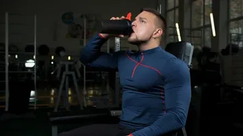USAR MELATONINA ANTES DO TREINO PODE TURBINAR O CRESCIMENTO MUSCULAR EM ATÉ 157%, DIZ ESTUDO