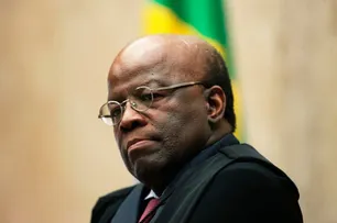 ‘SOU CONTRA MINISTRO DO STF SE ETERNIZAR NO CARGO’, DIZ JOAQUIM BARBOSA