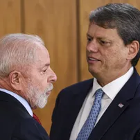 LULA E TARCÍSIO ANTECIPAM DISPUTA ELEITORAL, CONTATAM DEPUTADOS E MEDEM FORÇAS EM MP DO IOF
