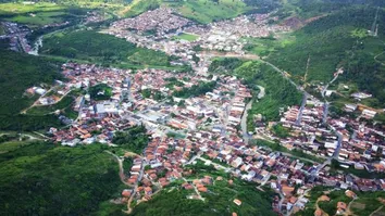 VENDA DE TERRENO PELA IGREJA REVOLTA MORADORES EM CIDADE NA BAHIA