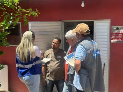 LIMPURB REALIZA AÇÃO PORTA A PORTA DE EDUCAÇÃO AMBIENTAL NO ACUPE DE BROTAS