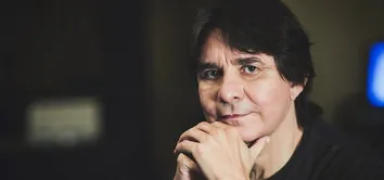LÔ BORGES, UM DOS FUNDADORES DO CLUBE DA ESQUINA, MORRE AOS 73 ANOS EM BELO HORIZONTE