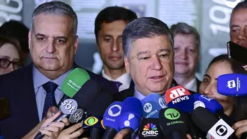 CPI DO INSS: VIANA DIZ QUE HAVERÁ NOVAS PRISÕES E QUE HÁ INTERESSADOS EM DELAÇÃO