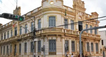JUSTIÇA SUSPENDE REAJUSTE SALARIAL DO PREFEITO, VICE E VEREADORES DE FEIRA DE SANTANA