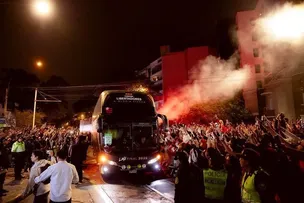 FLAMENGO CHEGA A LIMA PARA DECISÃO DA LIBERTADORES