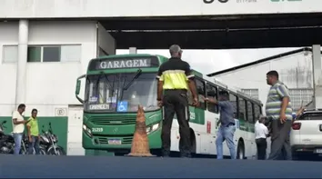 RODOVIÁRIOS DE SALVADOR AMEAÇAM PARALISAÇÃO DO TRANSPORTE PÚBLICO