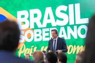 HADDAD REAGE À PRISÃO DE DONO DO BANCO MASTER E VÊ 'PROCESSO ROBUSTO'