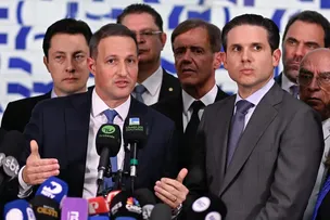 GOVERNADORES DE DIREITA COMEMORAM APROVAÇÃO DO PROJETO ANTIFACÇÃO NA CÂMARA