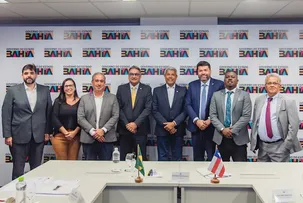 JERÔNIMO SE REÚNE COM BANCADA DE DISSIDENTES E AJUSTA ALIANÇA PARA 26