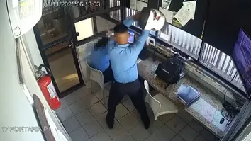FUNCIONÁRIO QUE AGREDIU A COLEGA DE TRABALHO COM CAPACETE É DEMITIDO