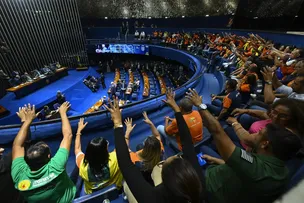 SENADO APROVA PAUTA-BOMBA QUE PODE TRAZER ROMBO DE BILHÕES AO GOVERNO