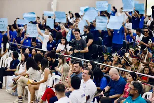 DEPUTADO PROMOVE ESPAÇO DE ESCUTA COM MAIS DE 500 ESTUDANTES PARA DEFINIÇÃO DE EMENDAS PARLAMENTARES