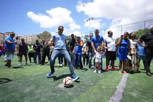 PREFEITURA INAUGURA 88º CAMPO COM GRAMA SINTÉTICA EM SALVADOR, DESTA VEZ NO VALE DOS LAGOS