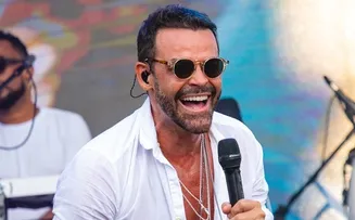 CASA VERÃO HIDDEN RECEBE SHOW ESPECIAL DE ALEXANDRE PEIXE NESTA SEXTA (21)