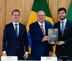 JÚLIO SE REÚNE COM ALCKMIN, GLEISI E SECRETÁRIOS DE DESENVOLVIMENTO PARA ATRAIR INVESTIMENTOS: “DIÁLOGO IMPORTANTE PARA GERAR OPORTUNIDADES”