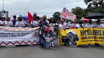 EM BRASÍLIA, MULHERES NEGRAS DA BAHIA MARCHAM POR REPARAÇÃO E BEM VIVER