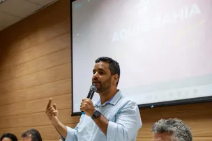 “O BRASIL VIRA A PÁGINA DO GOLPISMO E AVANÇA COM JUSTIÇA FISCAL”, AFIRMA TÁSSIO BRITO