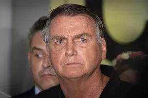 MORAES DETERMINA QUE BOLSONARO CUMPRA PENA DE 27 ANOS DENTRO DA POLÍCIA FEDERAL, EM BRASÍLIA