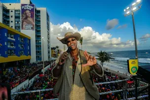 SALVADOR INICIA EXTENSA PROGRAMAÇÃO DE FESTAS QUE SÓ DEVE ACABAR NA QUARTA DE CINZAS