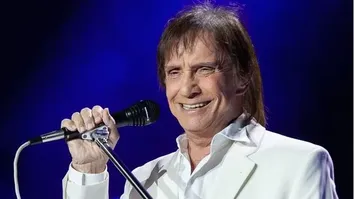 ROBERTO CARLOS É CONFIRMADO COMO ATRAÇÃO DO FESTIVAL VIRADA SALVADOR 2026