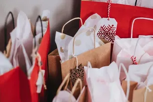 INADIMPLÊNCIA E JUROS ALTOS PODAM OTIMISMO DO VAREJO PARA BLACK FRIDAY E NATAL
