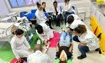 CURSO TÉCNICO DE ENFERMAGEM OFERECE 35 BOLSAS INTEGRAIS EM SALVADOR; CONFIRA