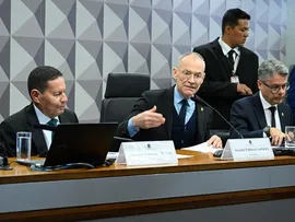LULA FOI ‘INFELIZ’ AO DIZER QUE TRAFICANTE É VÍTIMA, DIZ PETISTA NA CPI DO CRIME ORGANIZADO