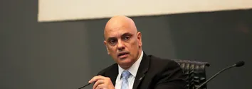 MORAES REJEITA PEDIDO DE REVISÃO DE PENA DE CONDENADA DO 8 DE JANEIRO APÓS AVANÇO DO PL DA DOSIMETRIA