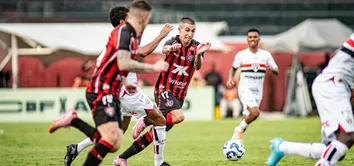 VITÓRIA VENCE O SÃO PAULO E SE LIVRA DO REBAIXAMENTO