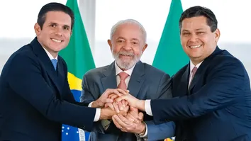 PT APONTA ALIANÇA ENTRE CENTRÃO E EXTREMA DIREITA PARA SABOTAR GOVERNO