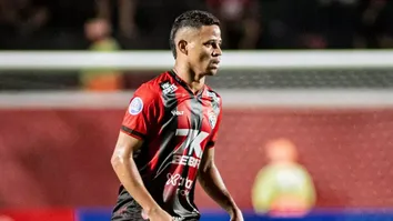 SÃO PAULO RECUSA PRIMEIRA INVESTIDA DO VITÓRIA PARA CONTRATAR ERICK EM DEFINITIVO