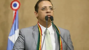DEPUTADO PROPÕE QUE GOVERNO DO ESTADO INSTITUA "TARIFA ZERO" NO VLT DE SALVADOR