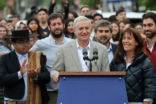CANDIDATO DA EXTREMA DIREITA VENCE ELEIÇÕES NO CHILE