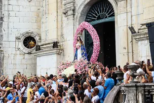 FIEIS PARTICIPAM DE PROGRAMAÇÃO RELIGIOSA EM HOMENAGEM À PADROEIRA DA BAHIA
