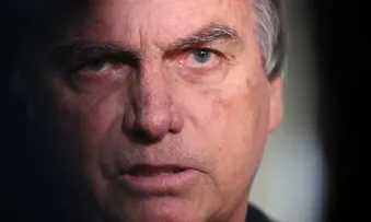 PELA LEI, BOLSONARO TERÁ DIREITO A SEMIABERTO EM 2033 E PODE SER SOLTO EM 2037