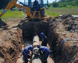 REPARO NA ADUTORA É CONCLUÍDO E ABASTECIMENTO É RETOMADO EM ITAPARICA