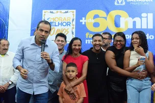 CRIANÇA DE 5 ANOS EMOCIONA MORADORES E VIRA PROTAGONISTA NA ENTREGA DE 100 CASAS REFORMADAS DO MORAR MELHOR EM CASTELO BRANCO